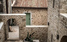 Κorona Boutique Hotel